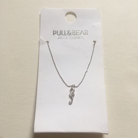 Seahorse Necklace - Picture 2 of 2